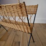 Magazine rack in rattan and black metal 70s design