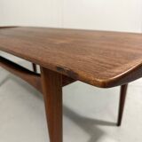 France & Daverkosen FD503 teak coffee table by T. & E. Kindt Larsen