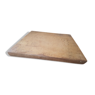 Wooden cutting board