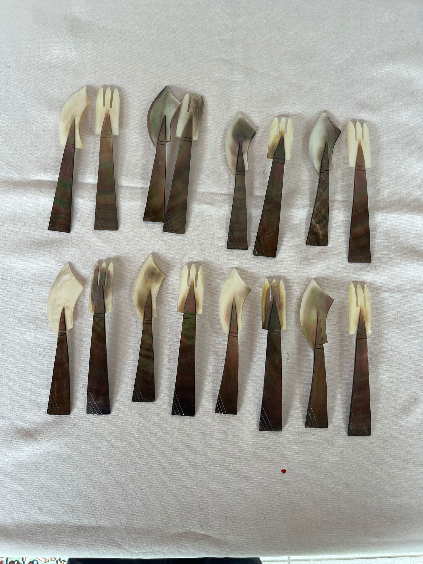 Set of 8 Caviar Serving Pairs
