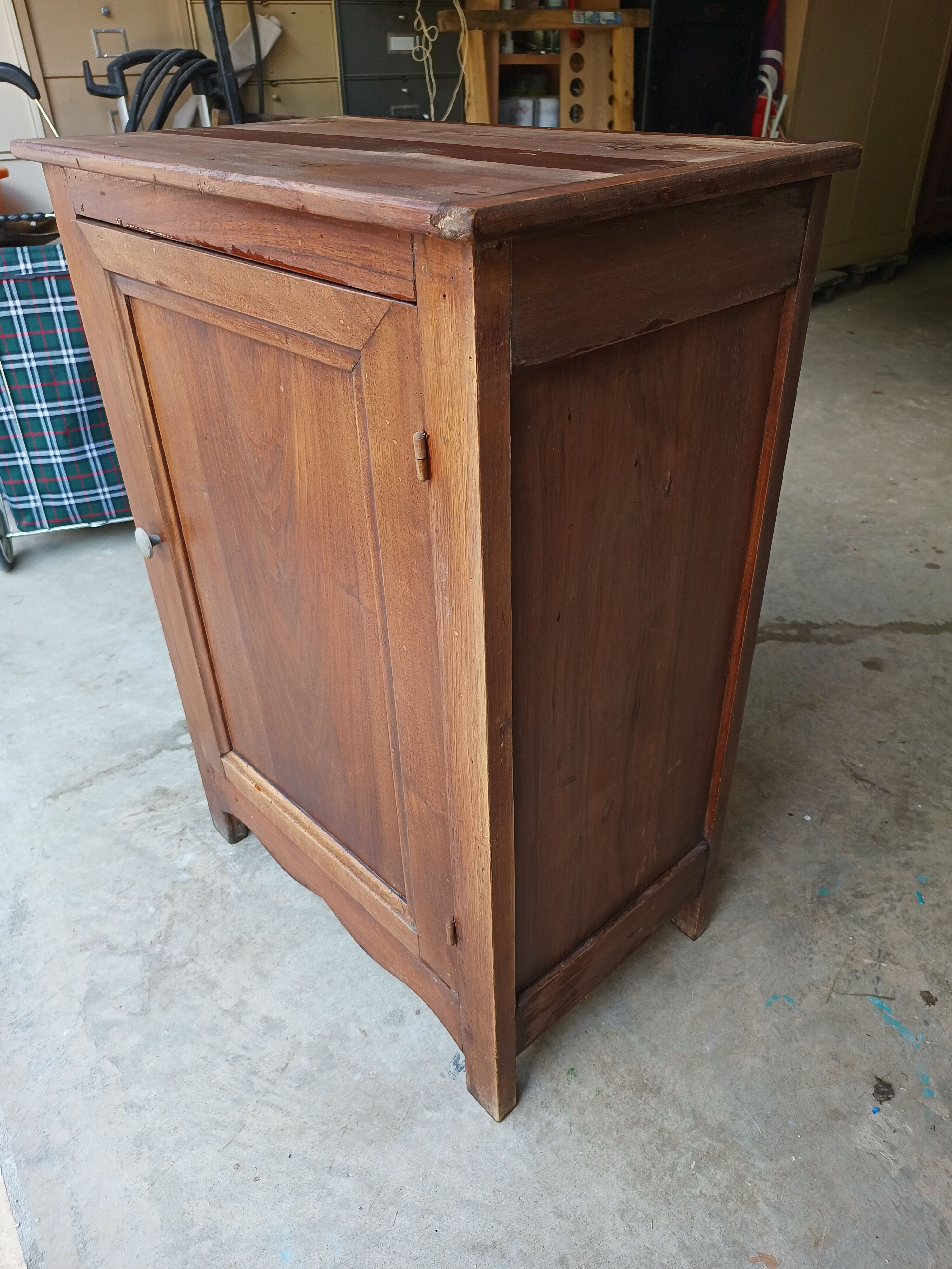 Vintage Parisian jam buffet