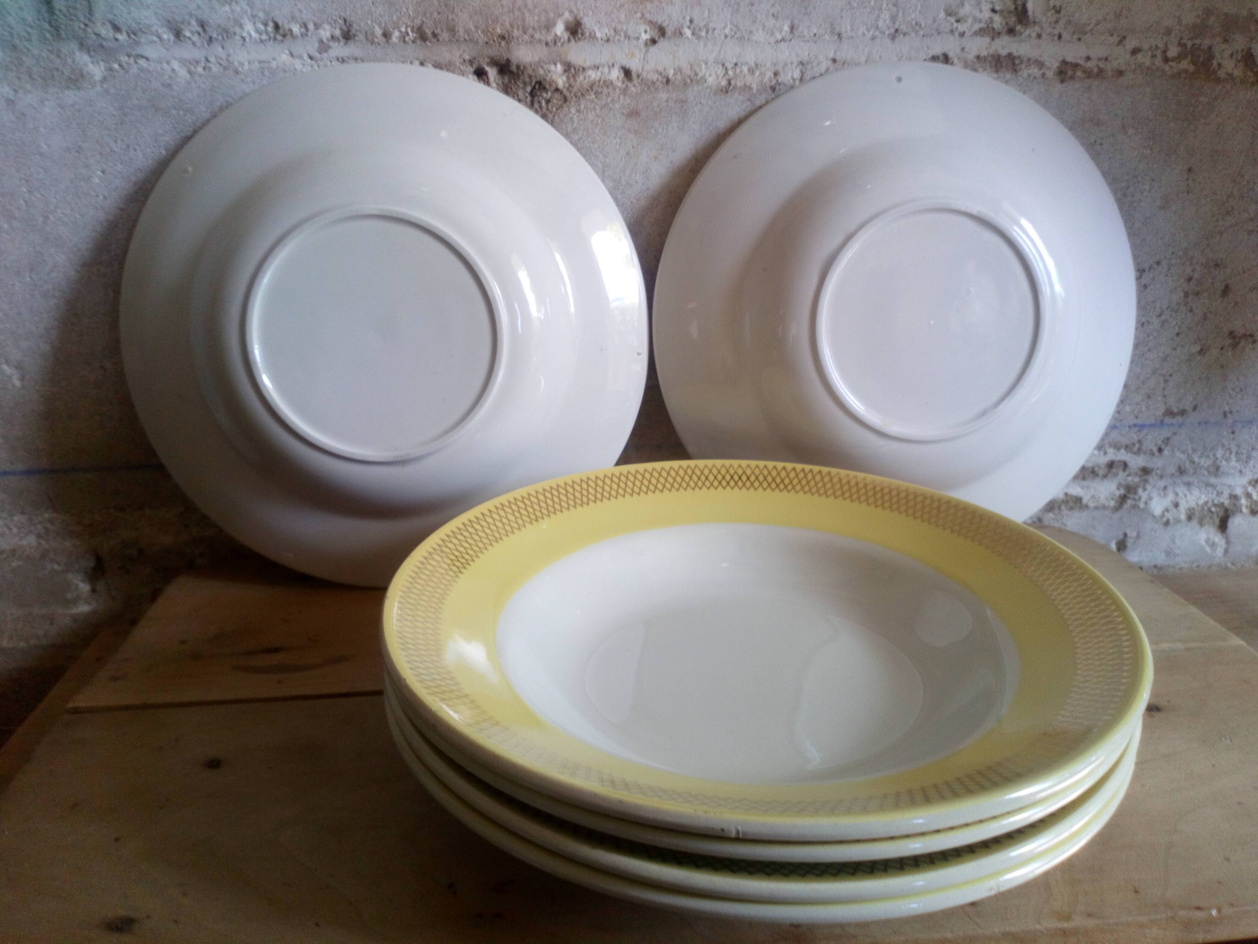 Six vintage plates with yellow and gold décor