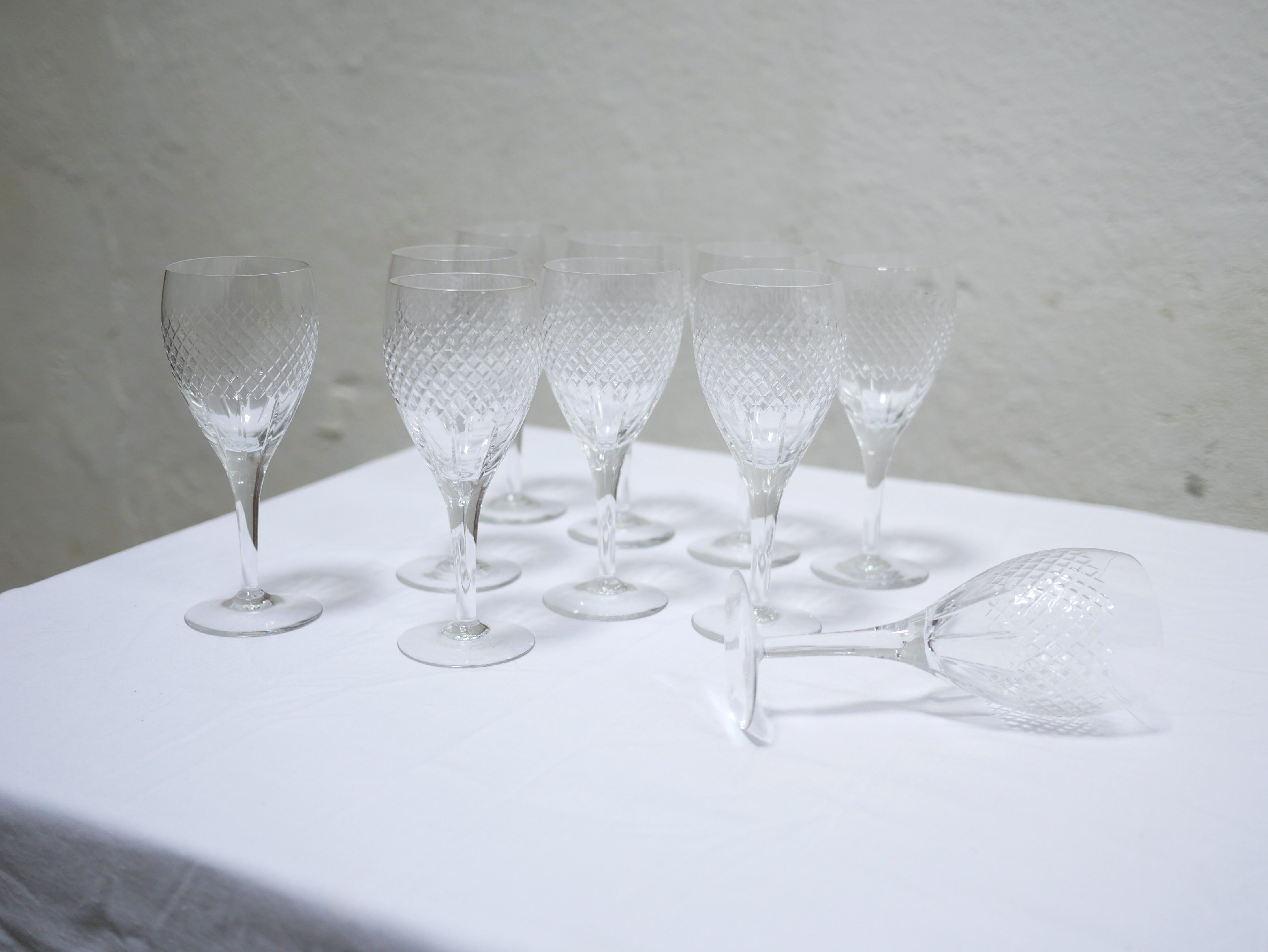 Series of 10 vintage crystal water glasses