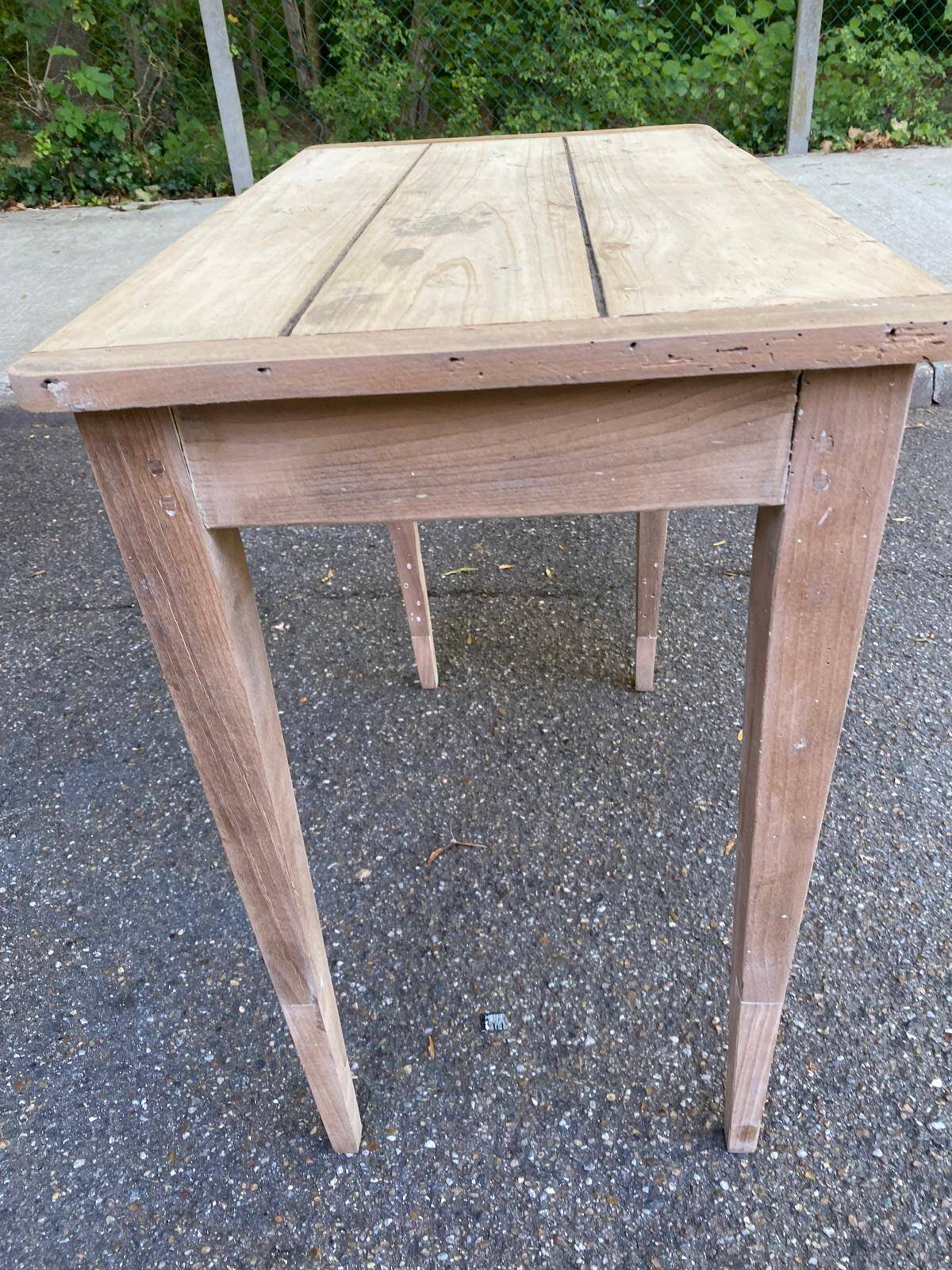 Renovated Parisian desk in raw solid wood 1950 - 80x45cm