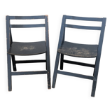 Pair of folding chairs
