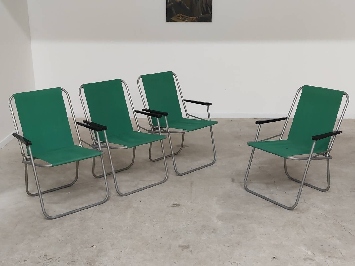 Set of 4 folding chairs with green canvas and aluminum frame