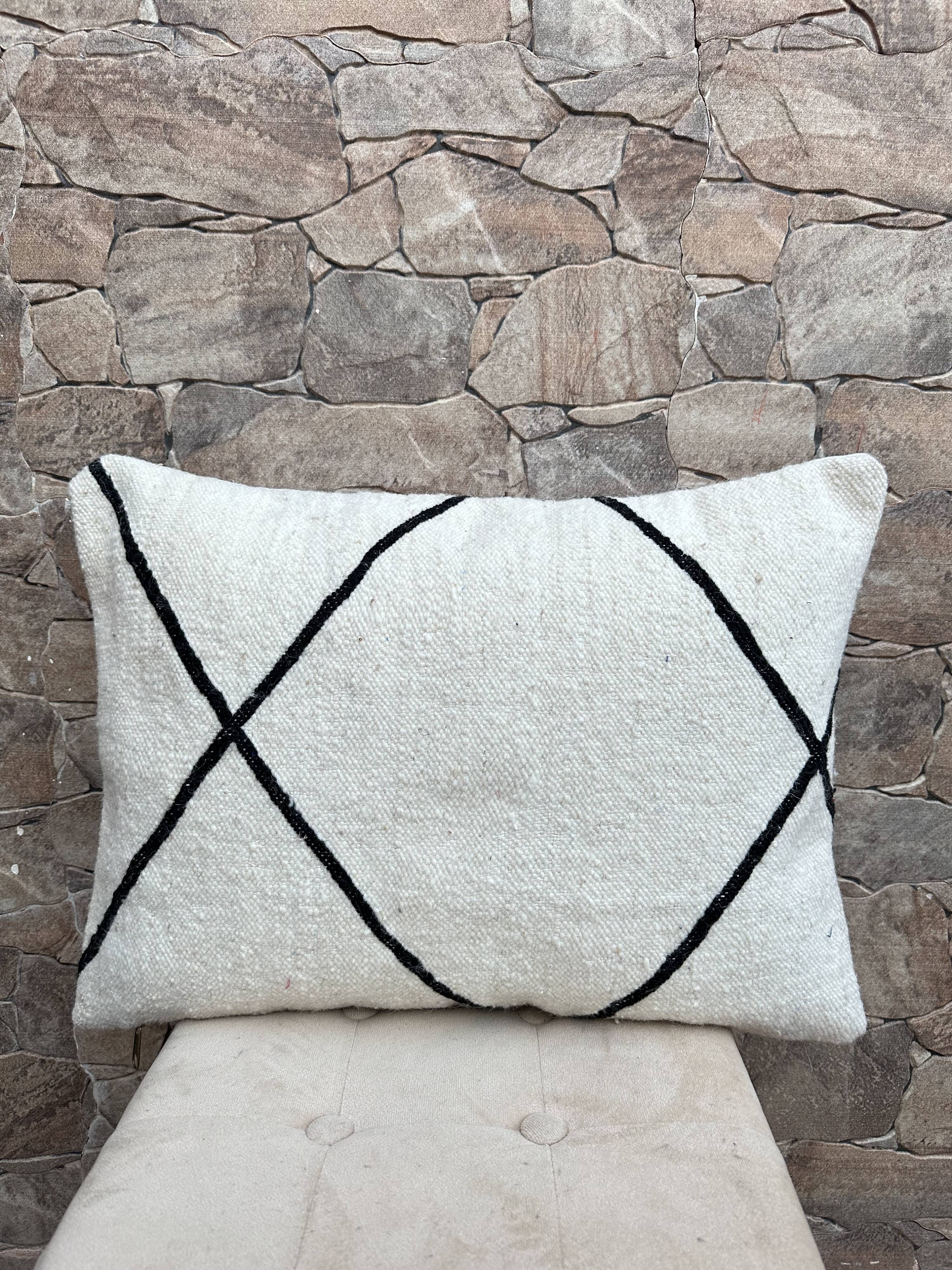 Berber cushion