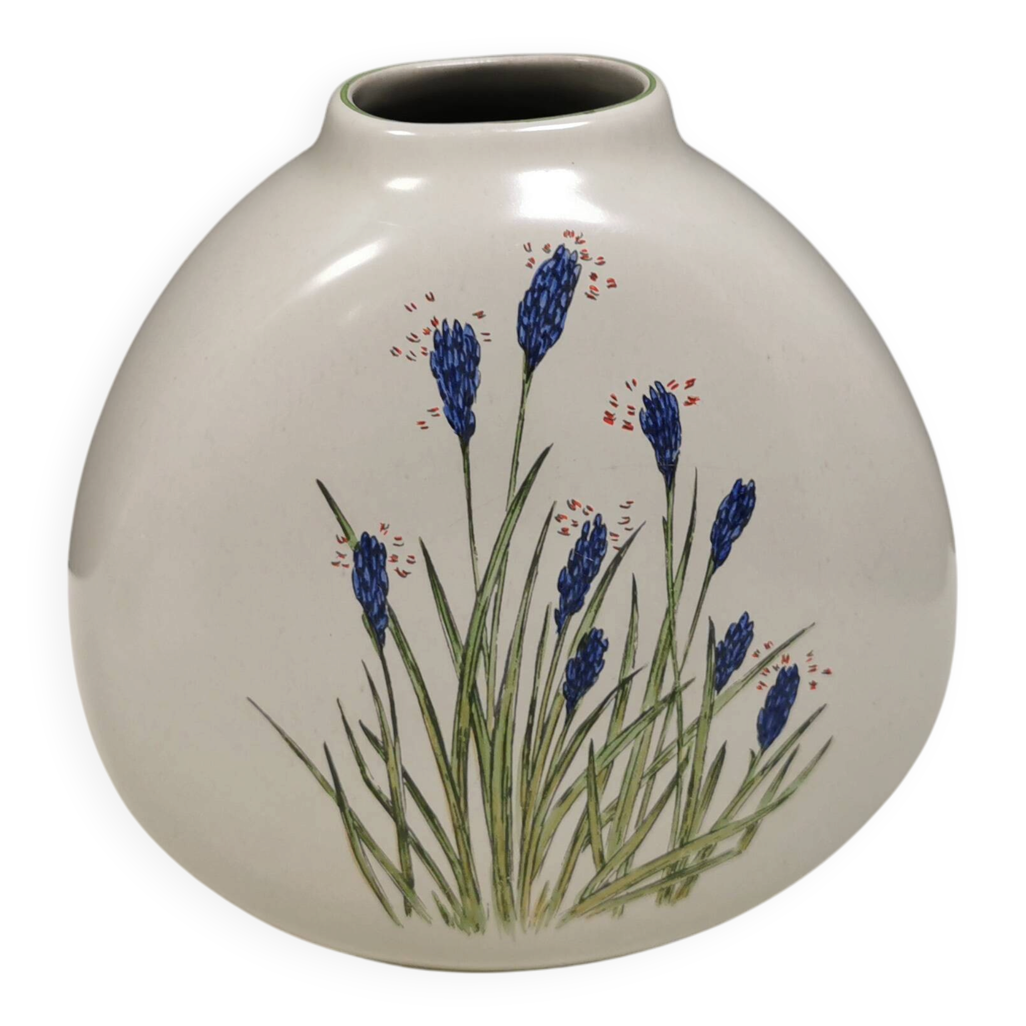 Vase conçue par Johannes Hansen (JH) pour Knabstrup, Danemark, dans les années 1960.