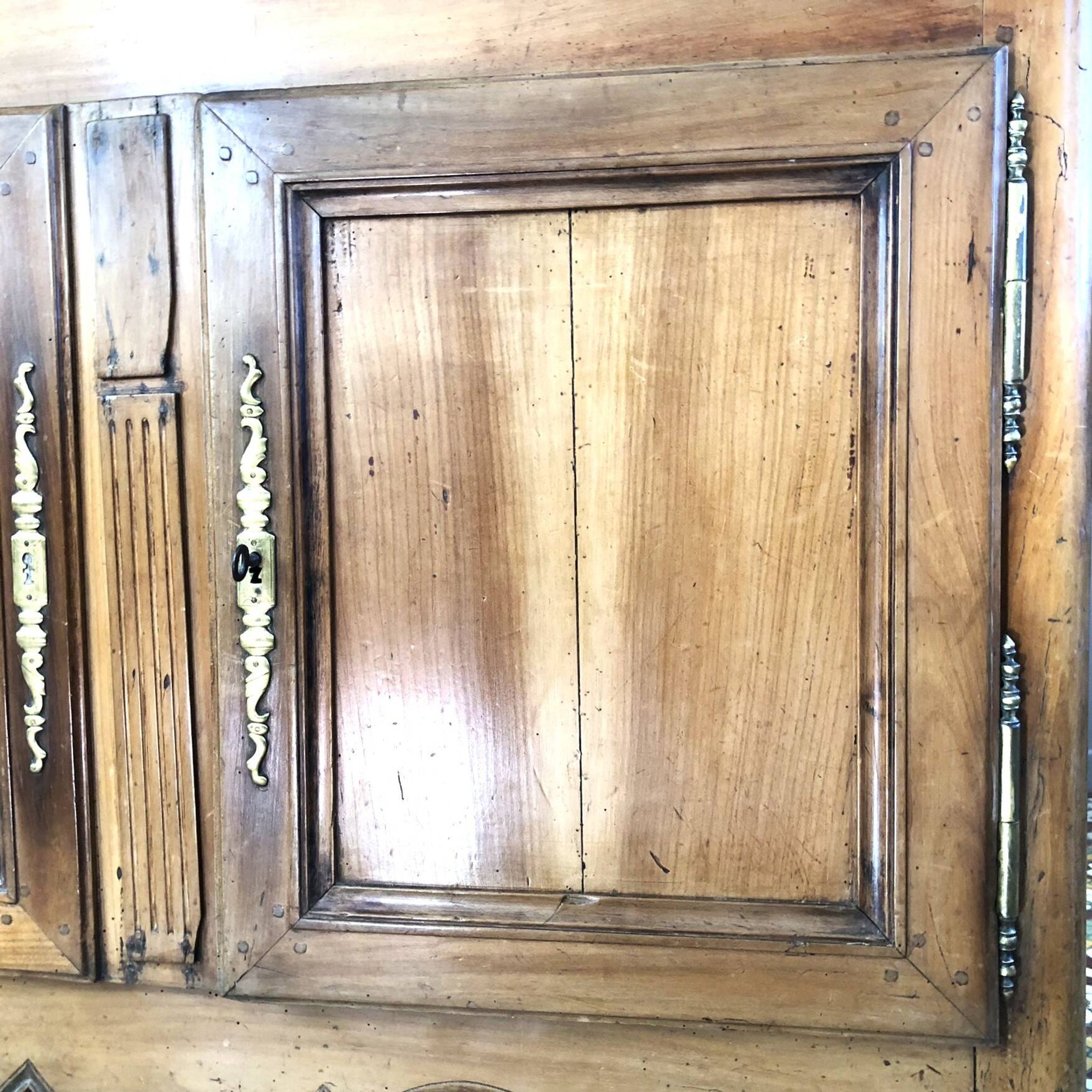 Restored cherrywood dresser, 18th century period, beautiful patina