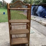 Mid-century shelf in rattan and blonde bamboo, airy design from the 1950s-60s.