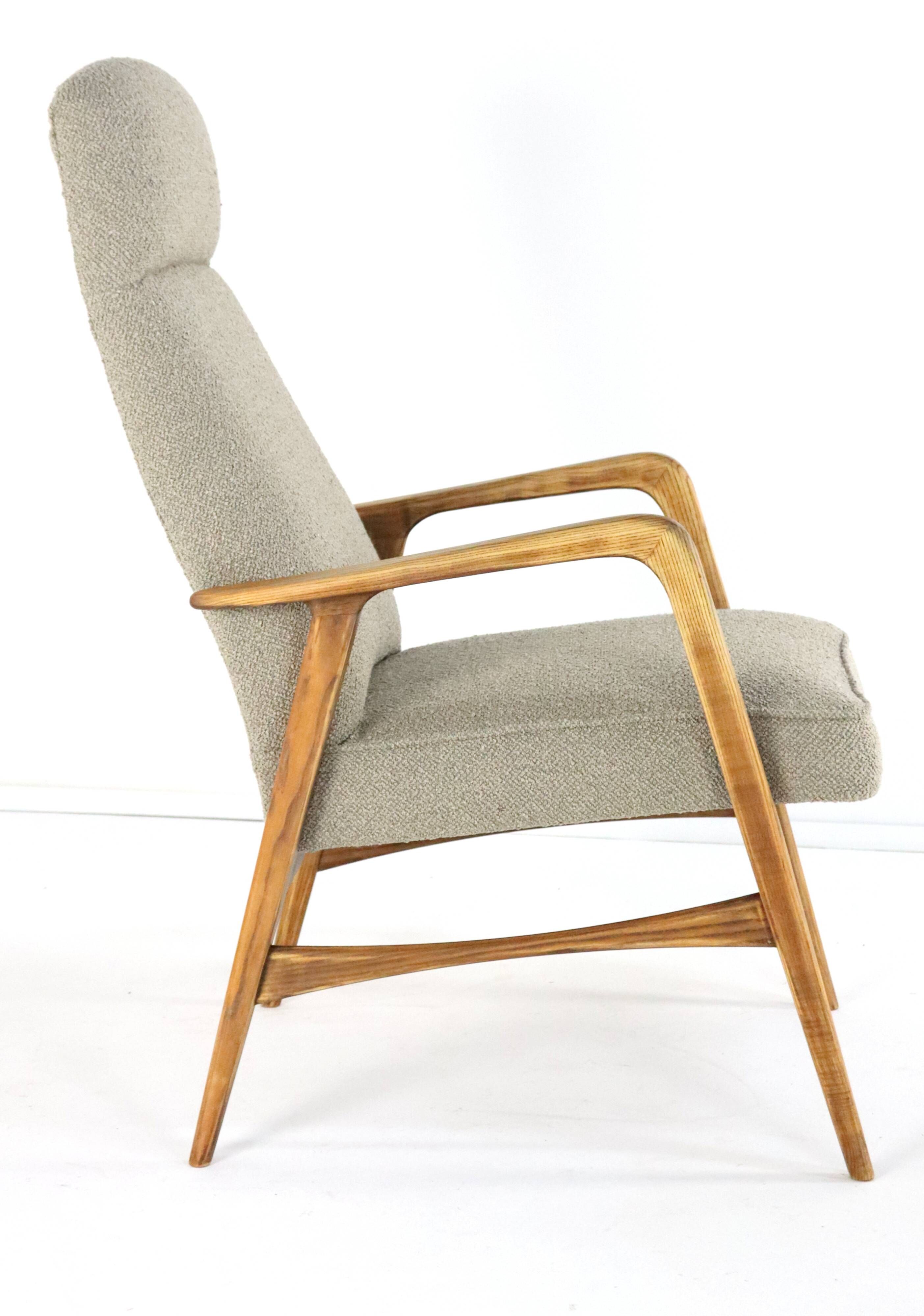 mid century vintage Fauteuil herenmodel 'Duivendrecht beige - opnieuw bekleed
