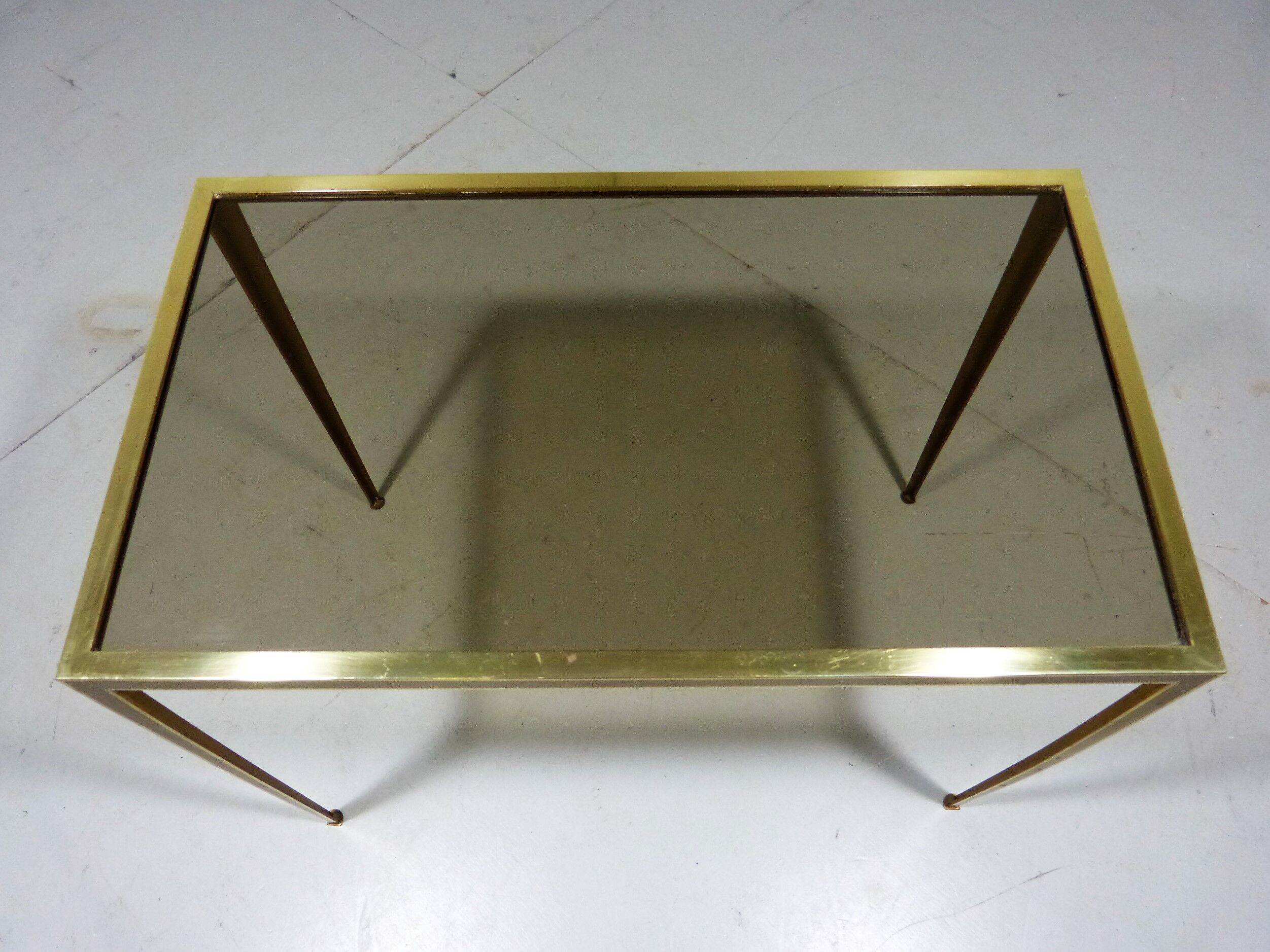 Set nesting tables in brass & glass by Deutsche Vereinigte Werkstätten