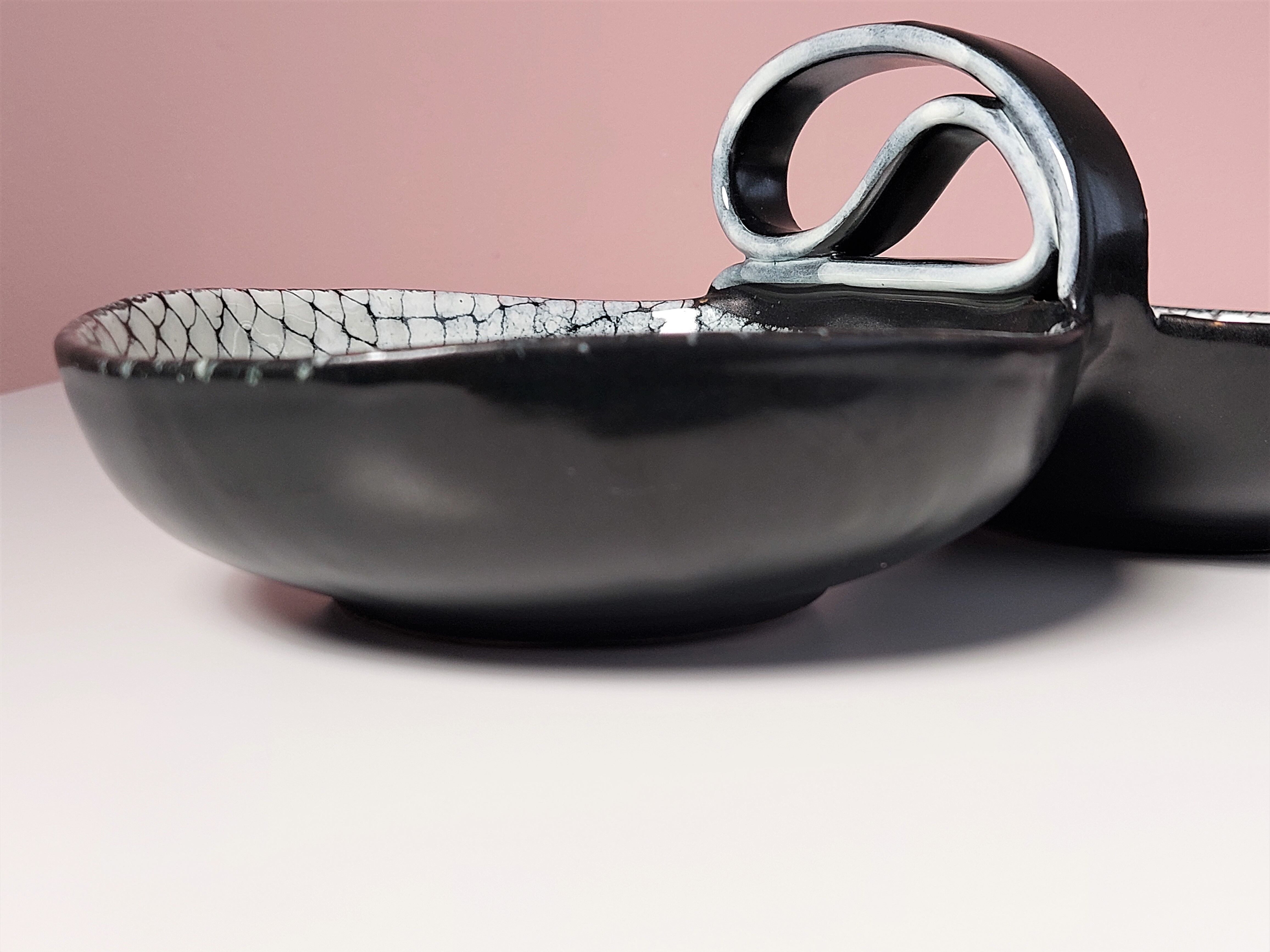 Italian ceramic serving bowl by aldo londi for bitossi 1950's