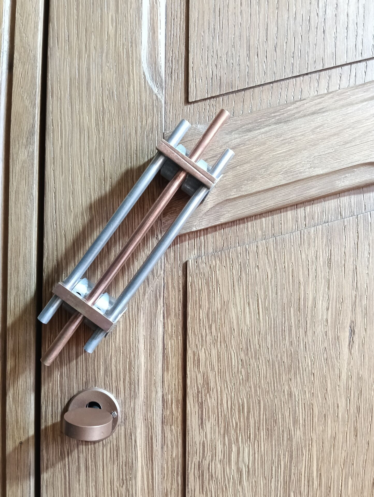 Art Deco oak bonnetière