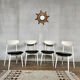 Série de 4 chaises scandinave blanche et noir  Ingrid de Stella 1960.