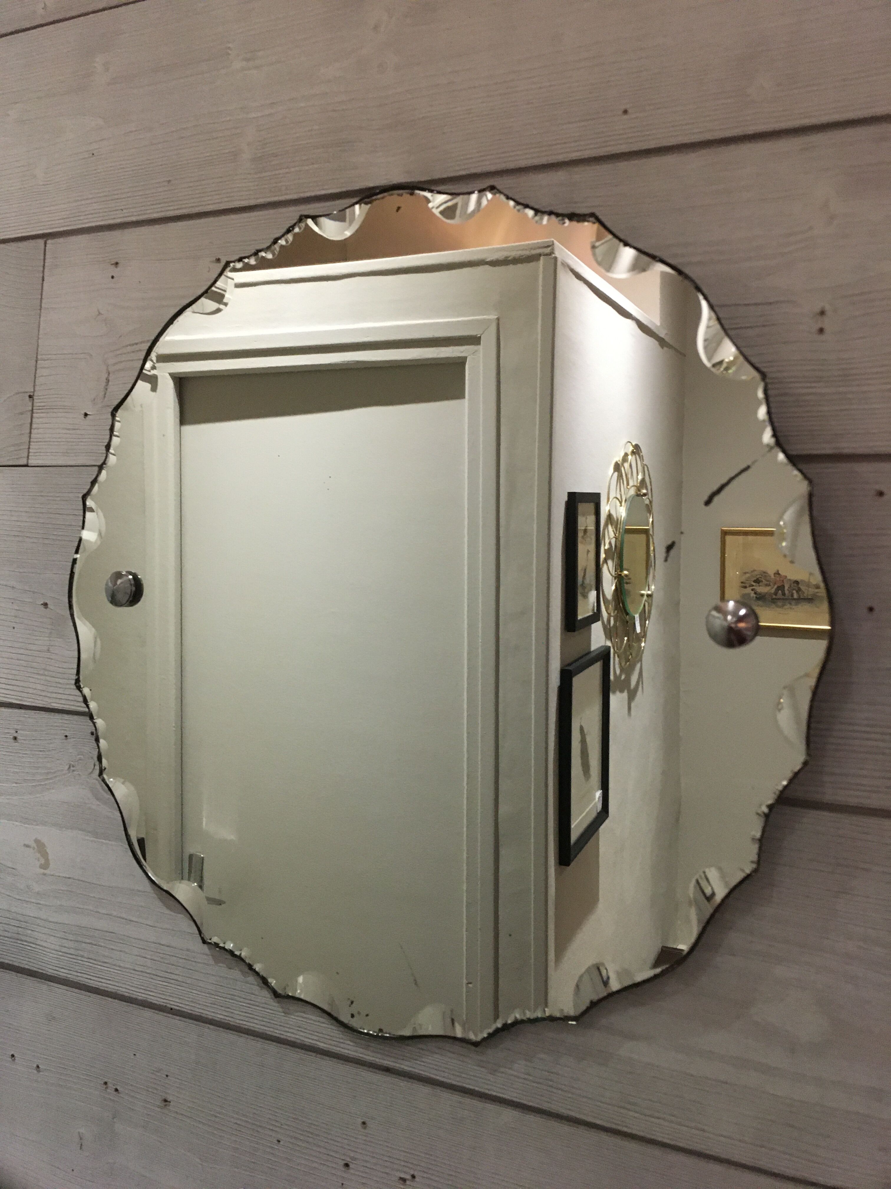 Beveled round mirror, 50 cm