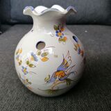 Vase en Moustiers T.D.DE