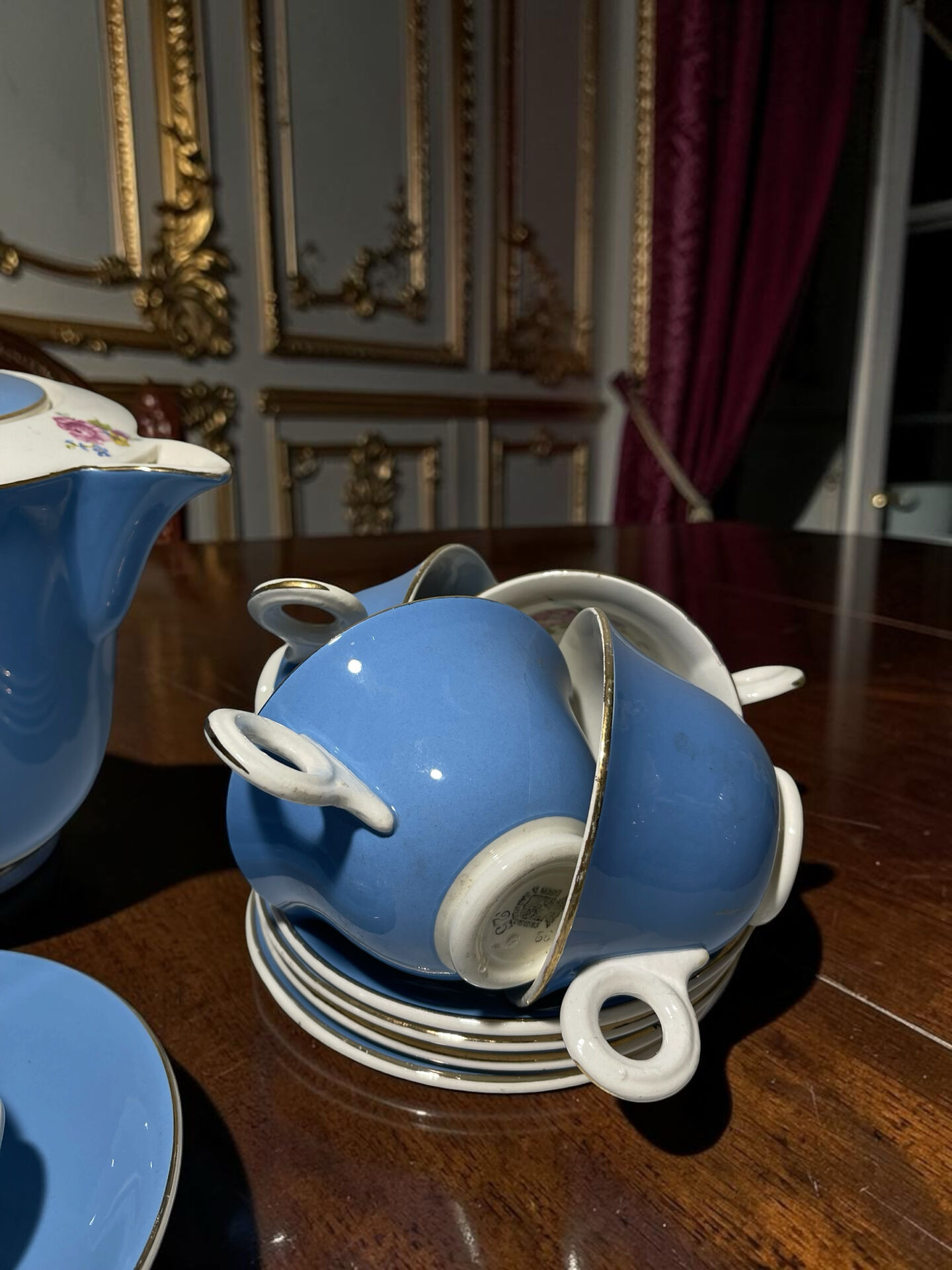 Service à café vintage Digoin Sarreguemines – 9 personnes – Bleu & fle