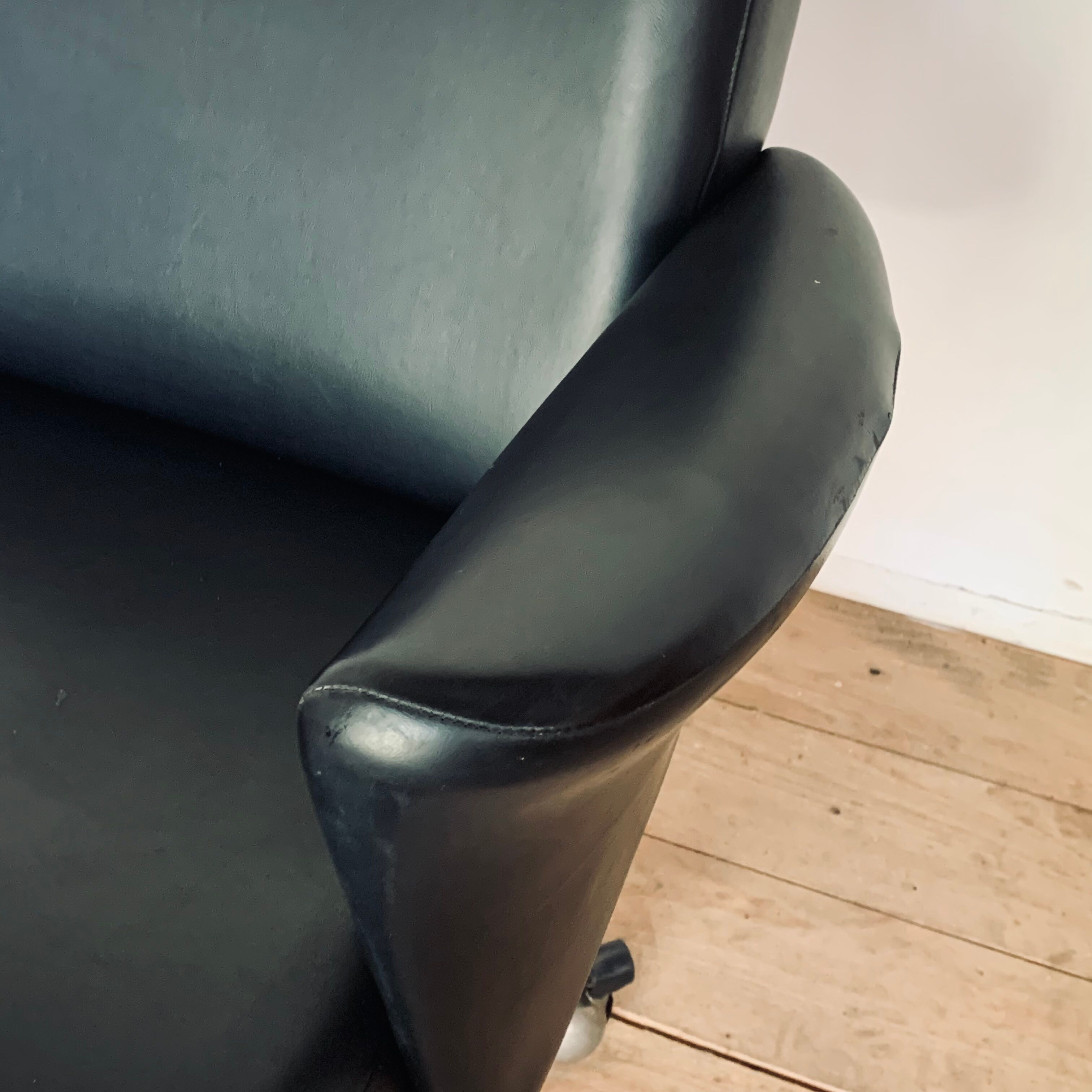Vintage swivel office chair