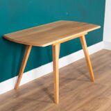 Bureau et chaise de table pour enfants Ercol Windsor sur mesure blonde