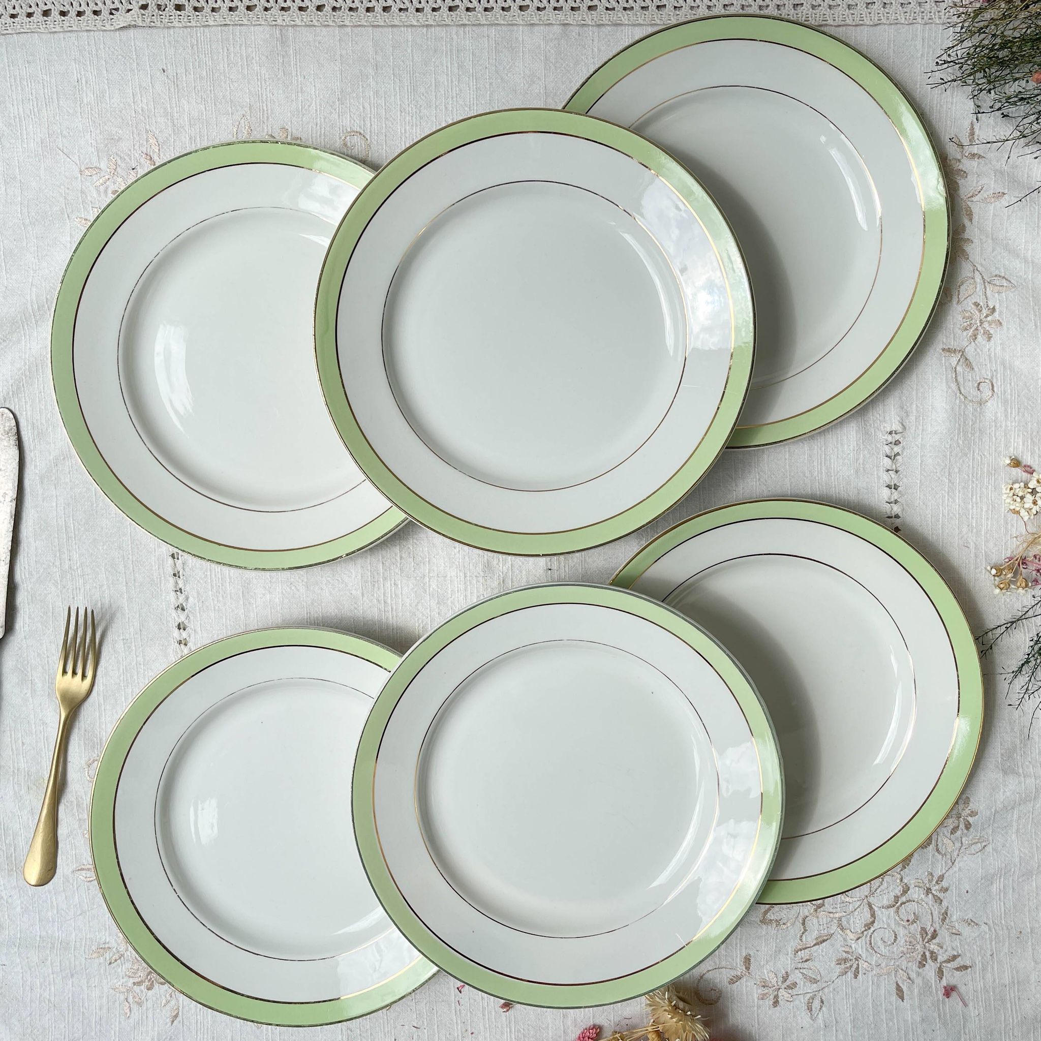 6 Vintage French Orchies "VILLARS" dinner plates 1950 white green gold