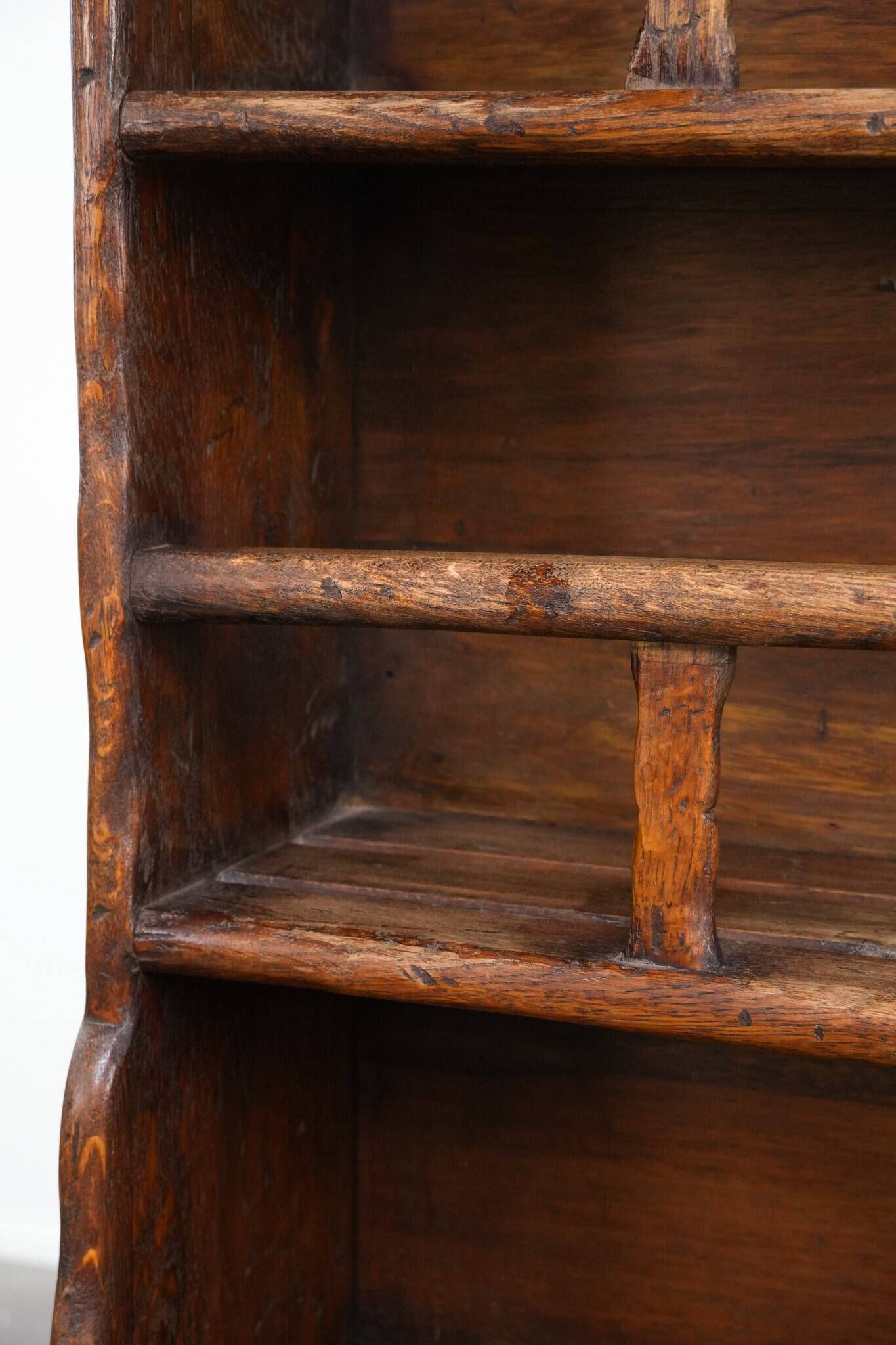 Spanish farmhouse wooden kitchen cabinet from the early 20th century