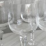 6 white wine glasses in chiseled crystal with floral motifs Matignon model.