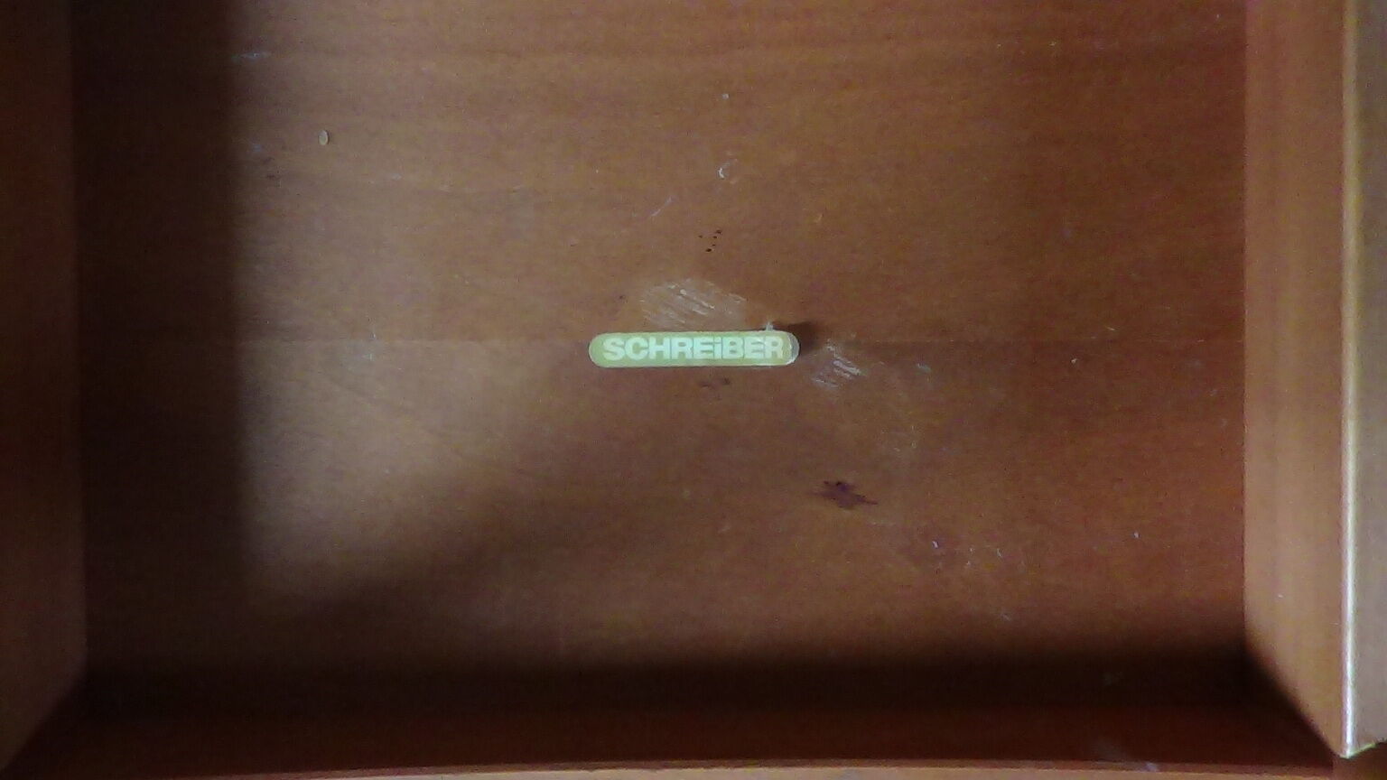 Schreiber nest of tables