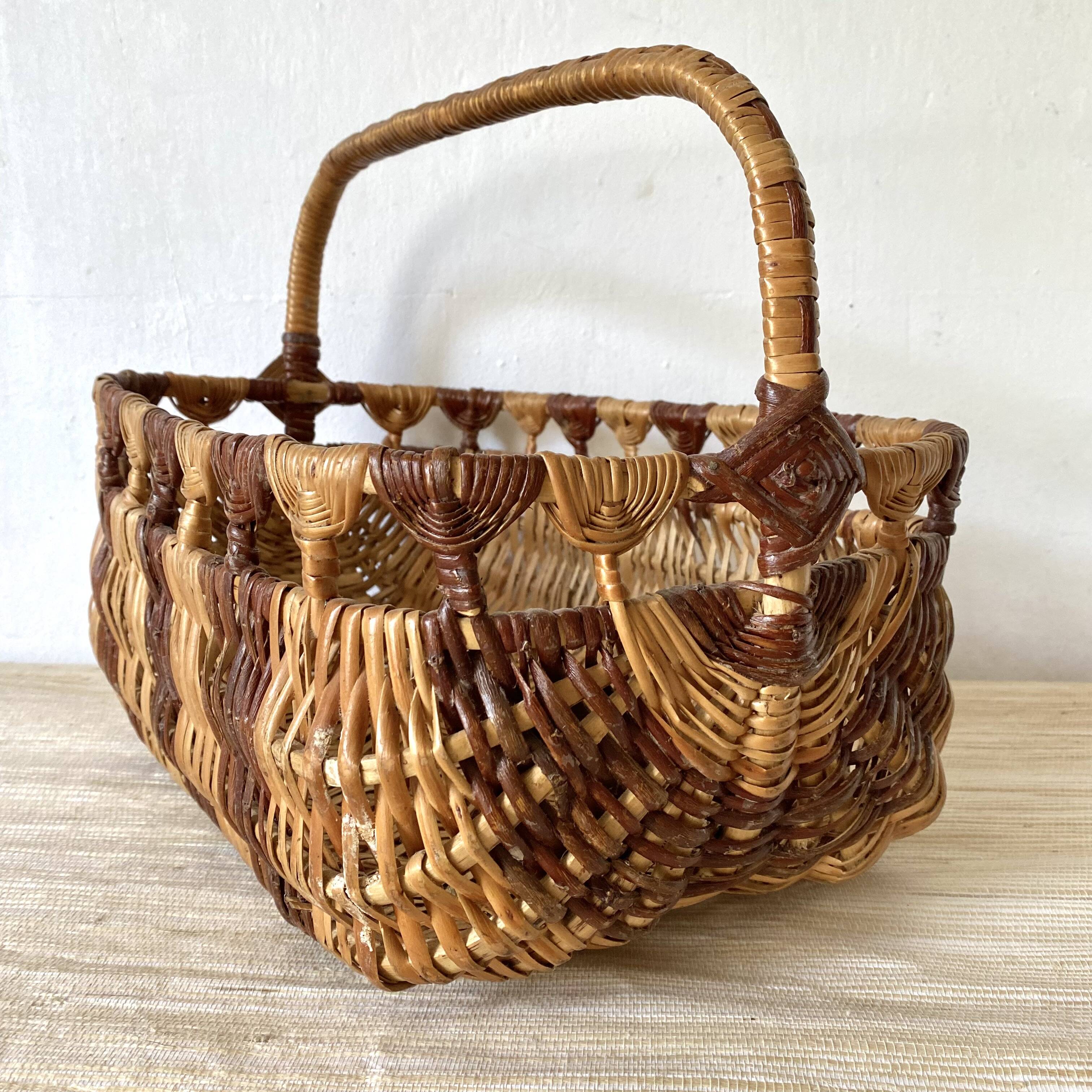 Vintage two-tone rectangle basket
