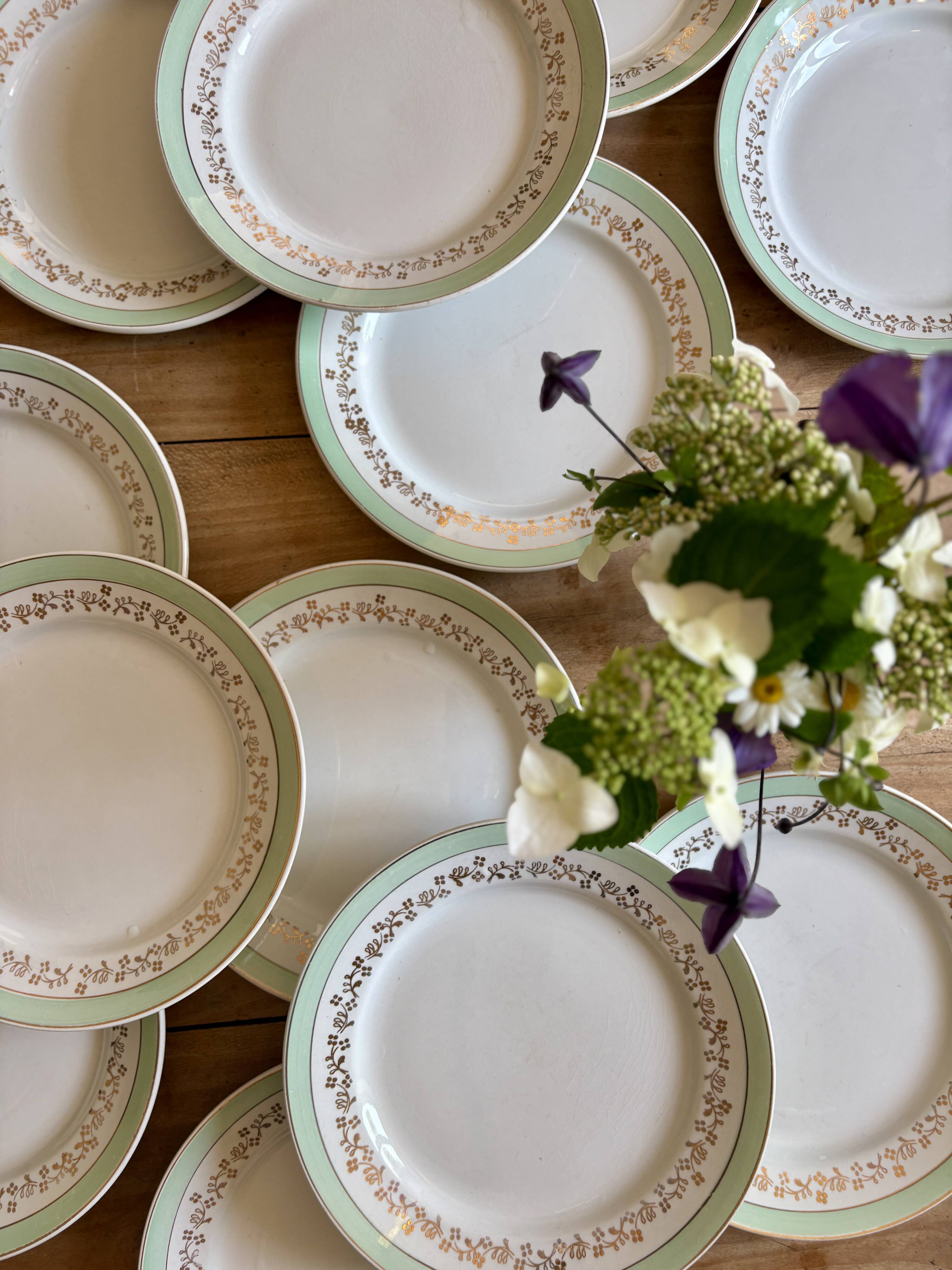 Set of 12 white, mint and gold flat plates, Mosèle de Lunéville