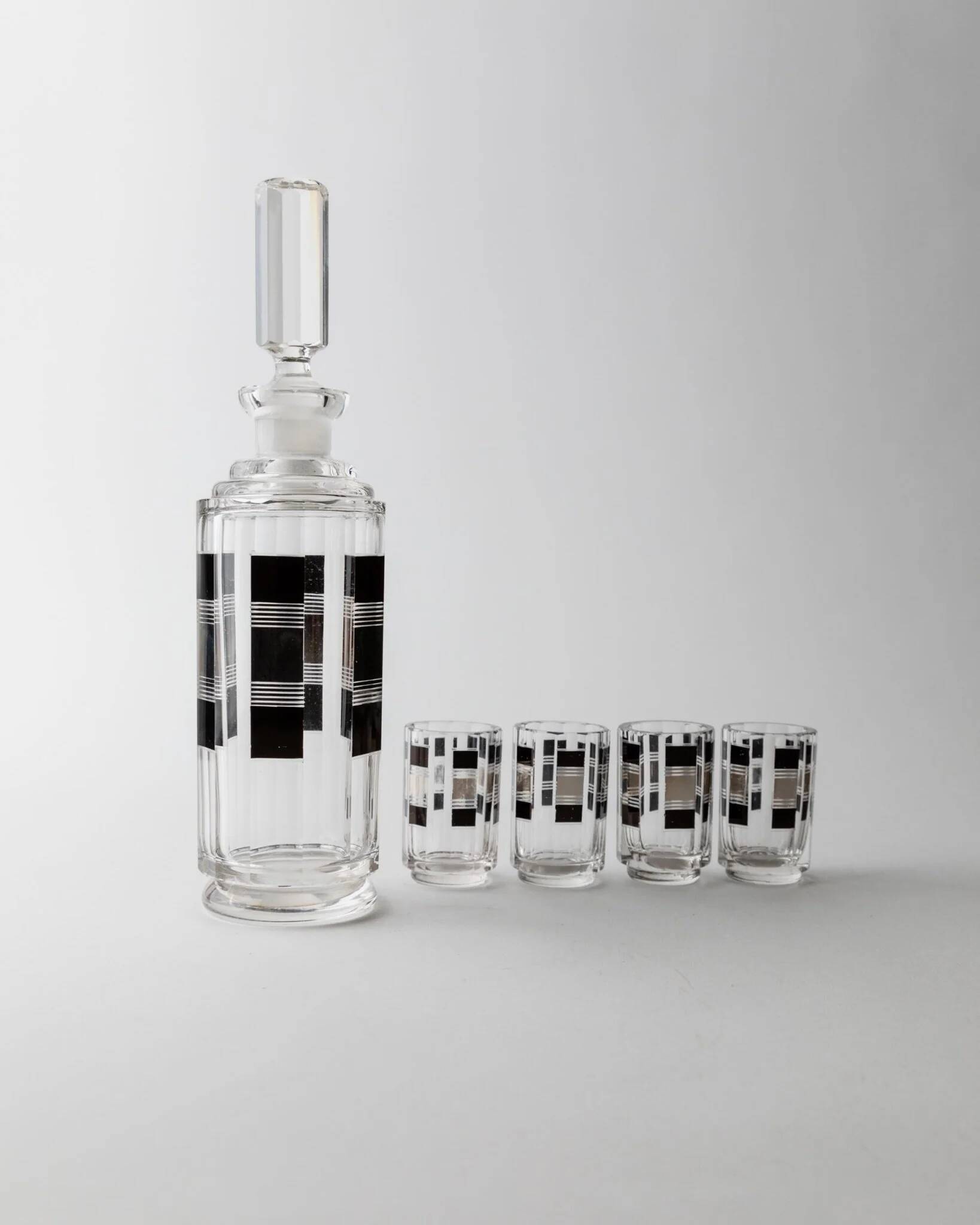 Vintage Art Deco Karl Palda Liqueur Set – Transparent Crystal Glass with Silver Details, 1 Decanter + 4 Glasses