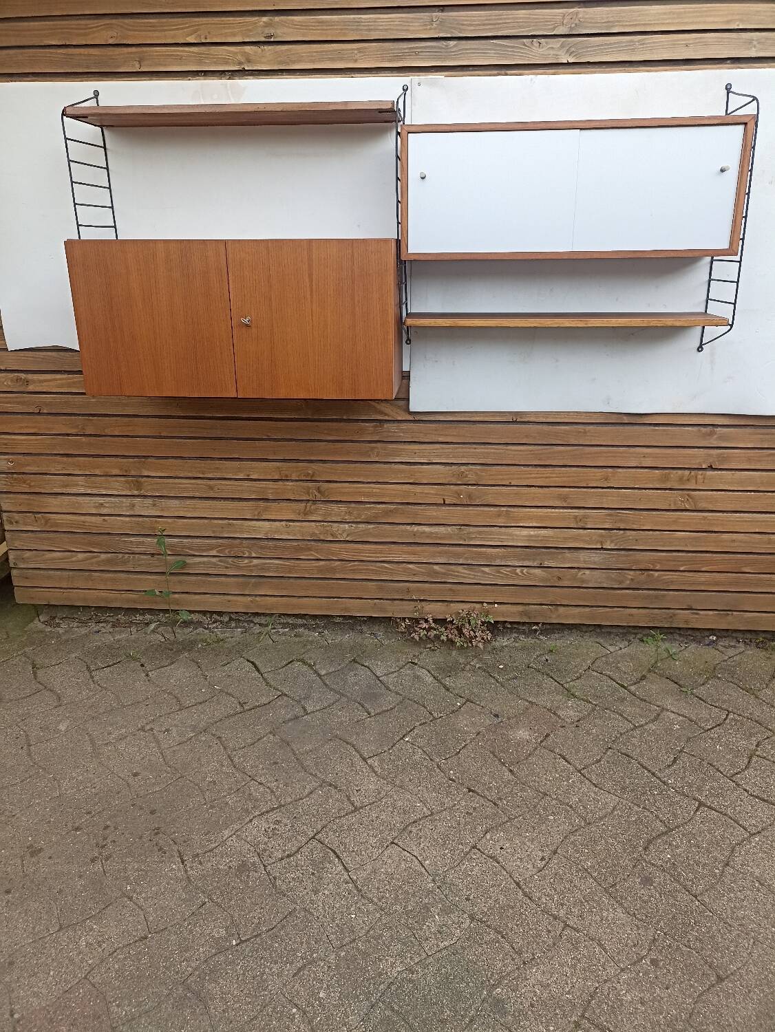 Vintage wall system