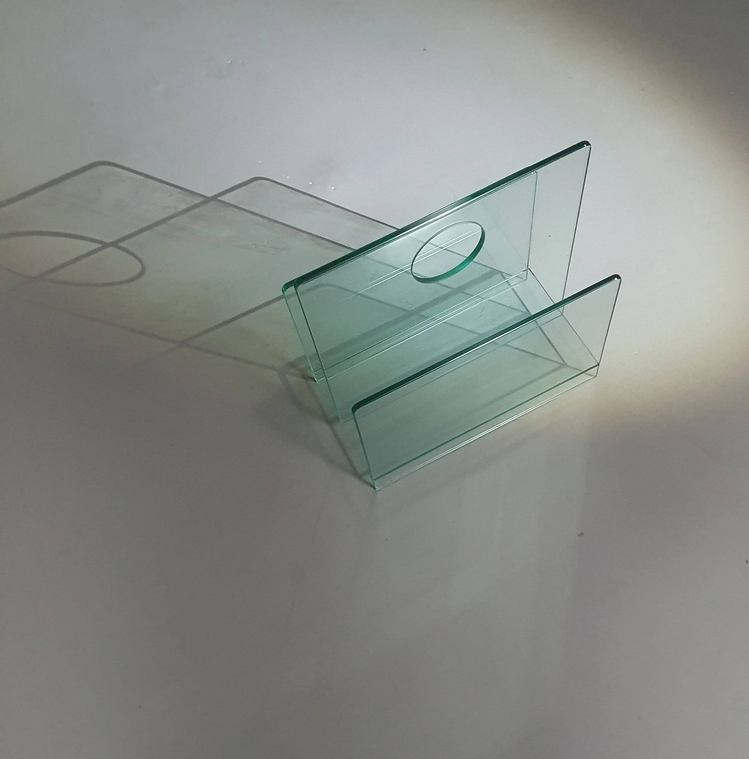 Porte-revues / verre / années 1980