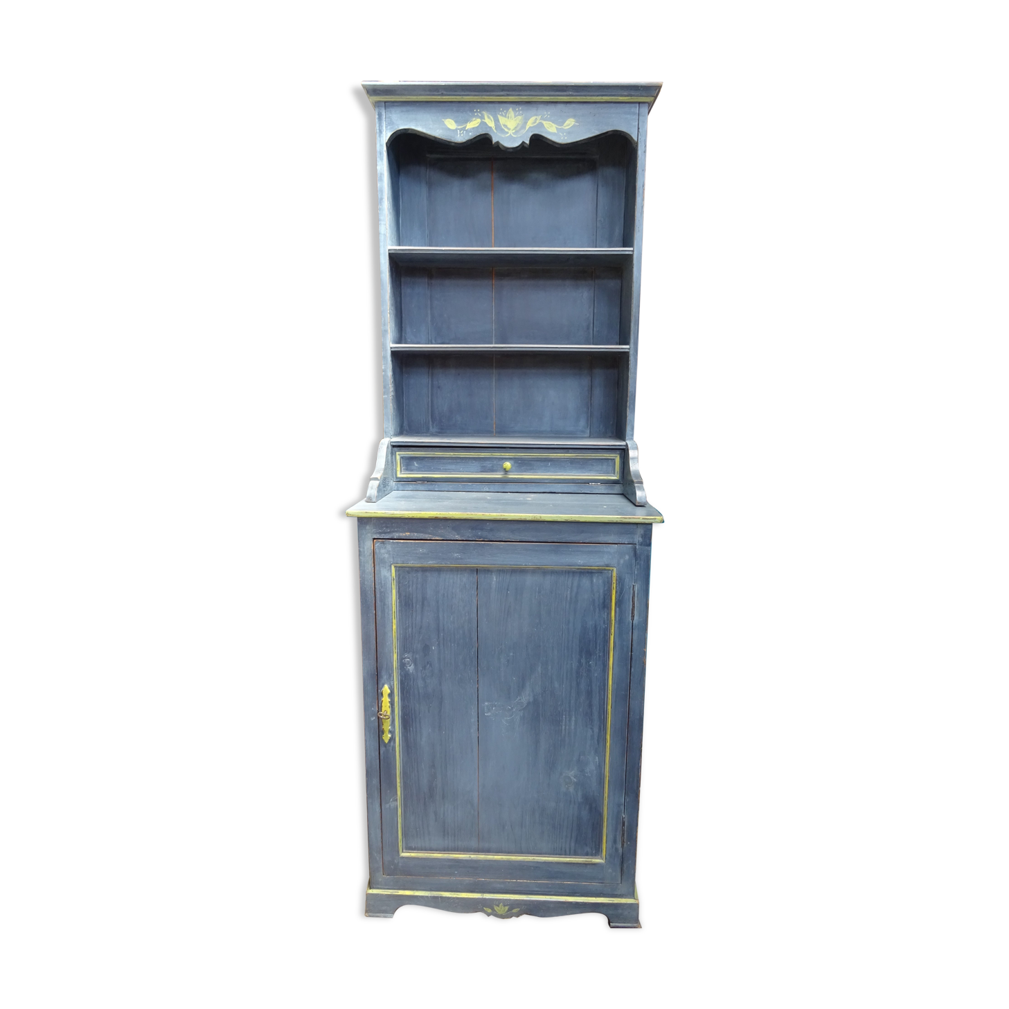 High Parisian buffet