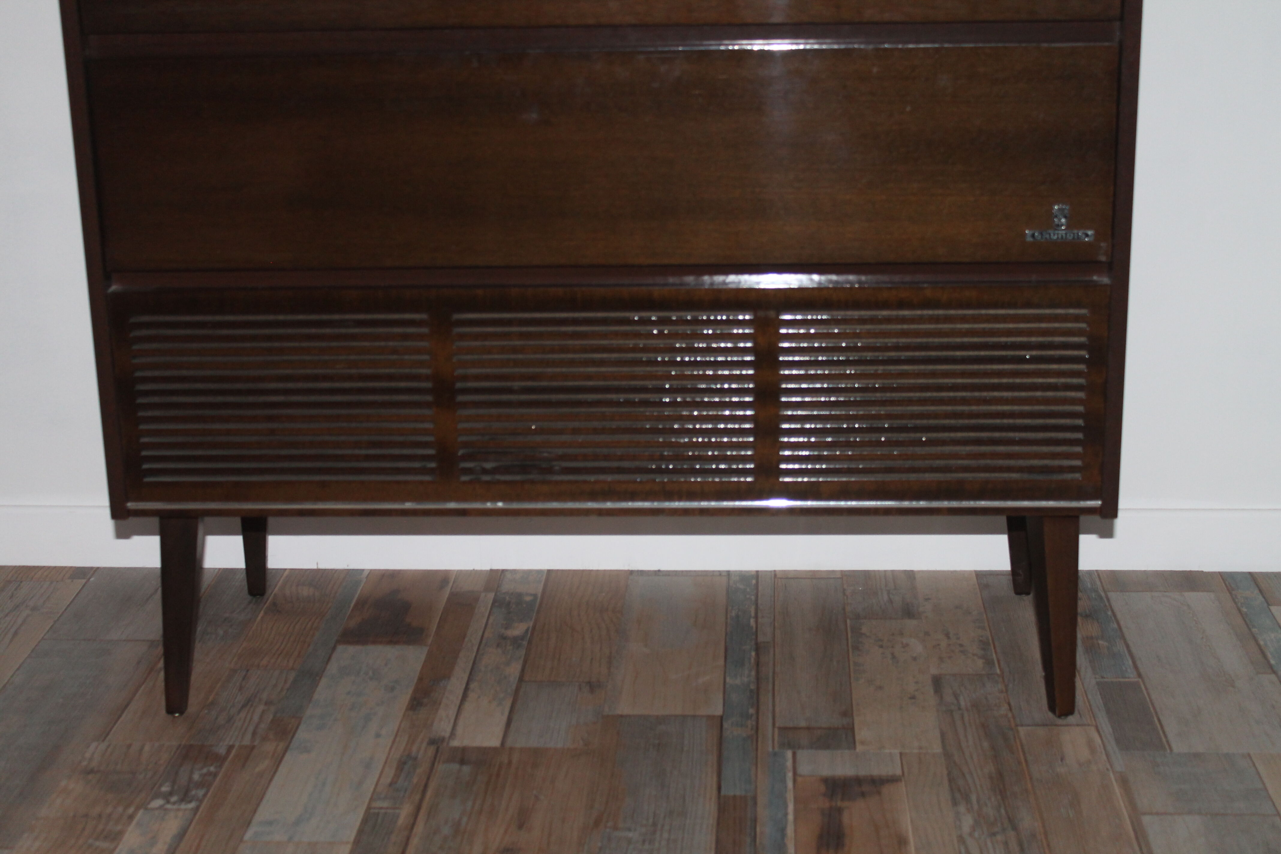 Hifi grundig furniture string from the 70s record player and radio