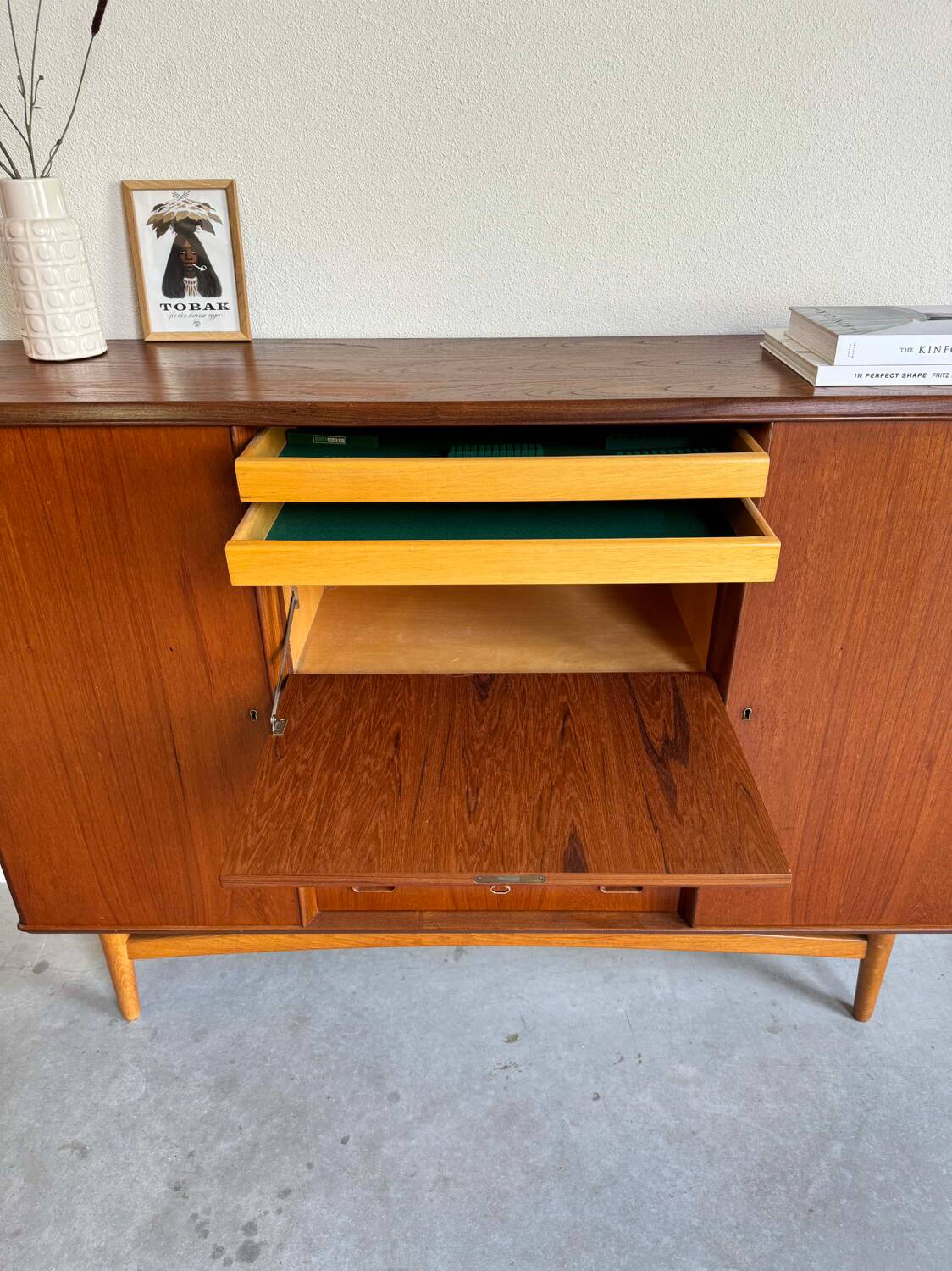 Vintage Danish Highboard teak and oak