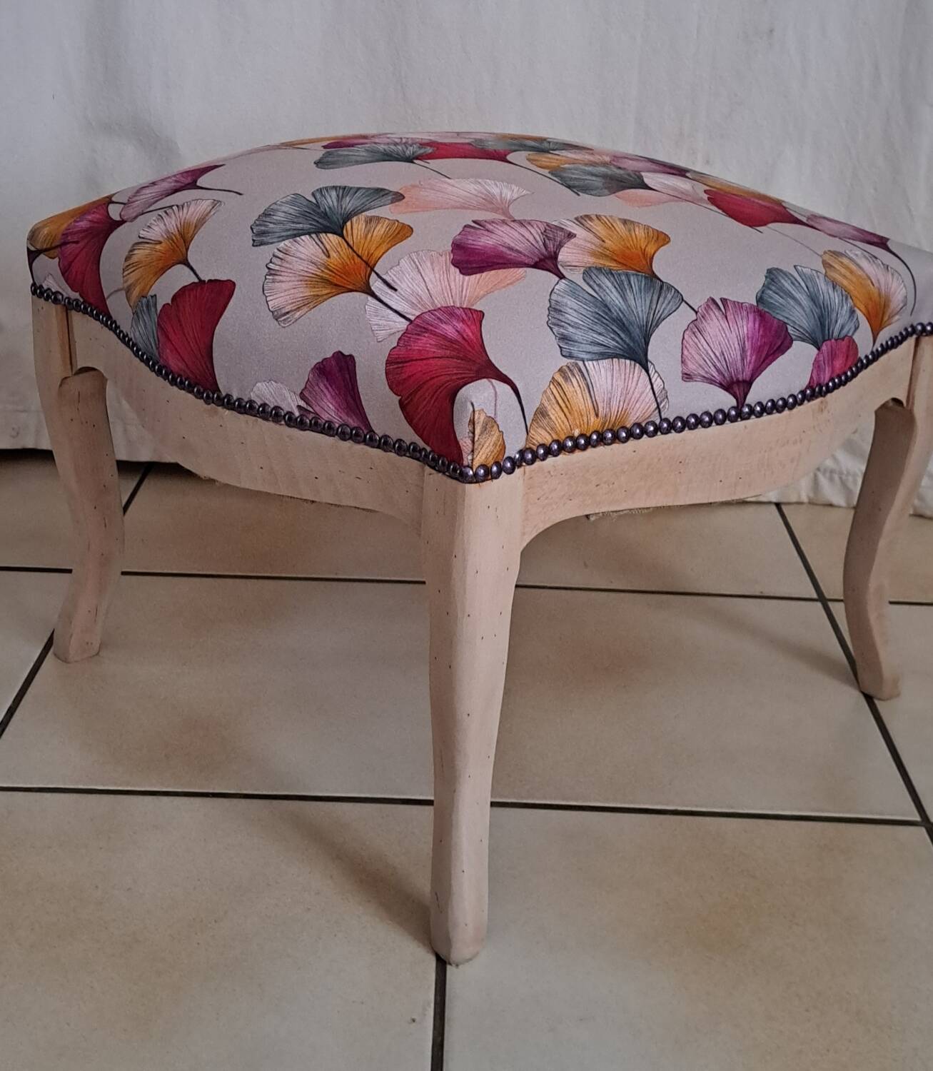 Footrest or end of sofa