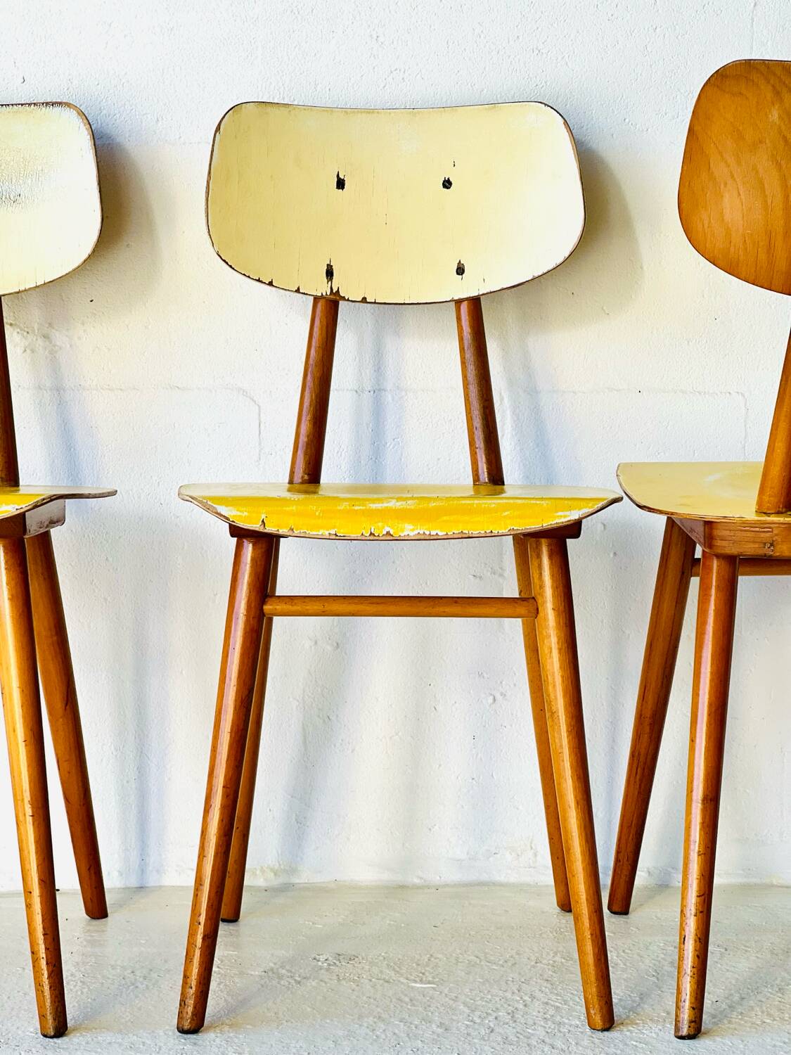 Chaises de bistrot par Ton, années 1950
