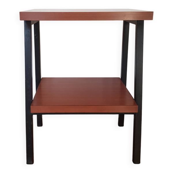 Table de chevet brutaliste