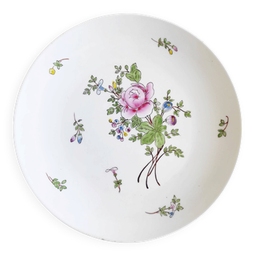 Chinese plate with hand-painted flowers