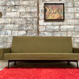 Daybed for Airborne