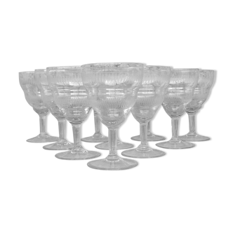 Service of 10 chiseled crystal water glasses