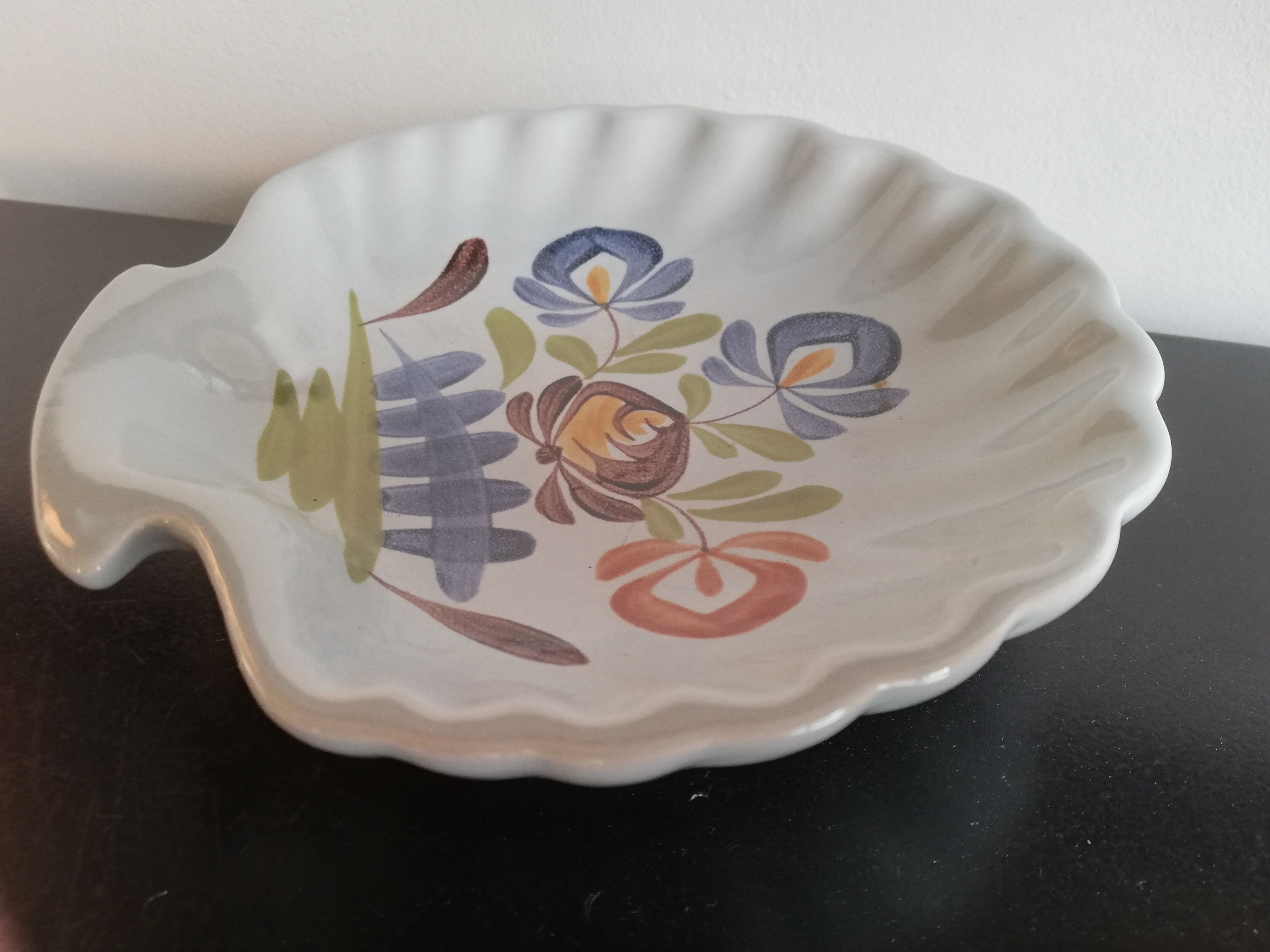 Empty pocket shell earthenware Desvres