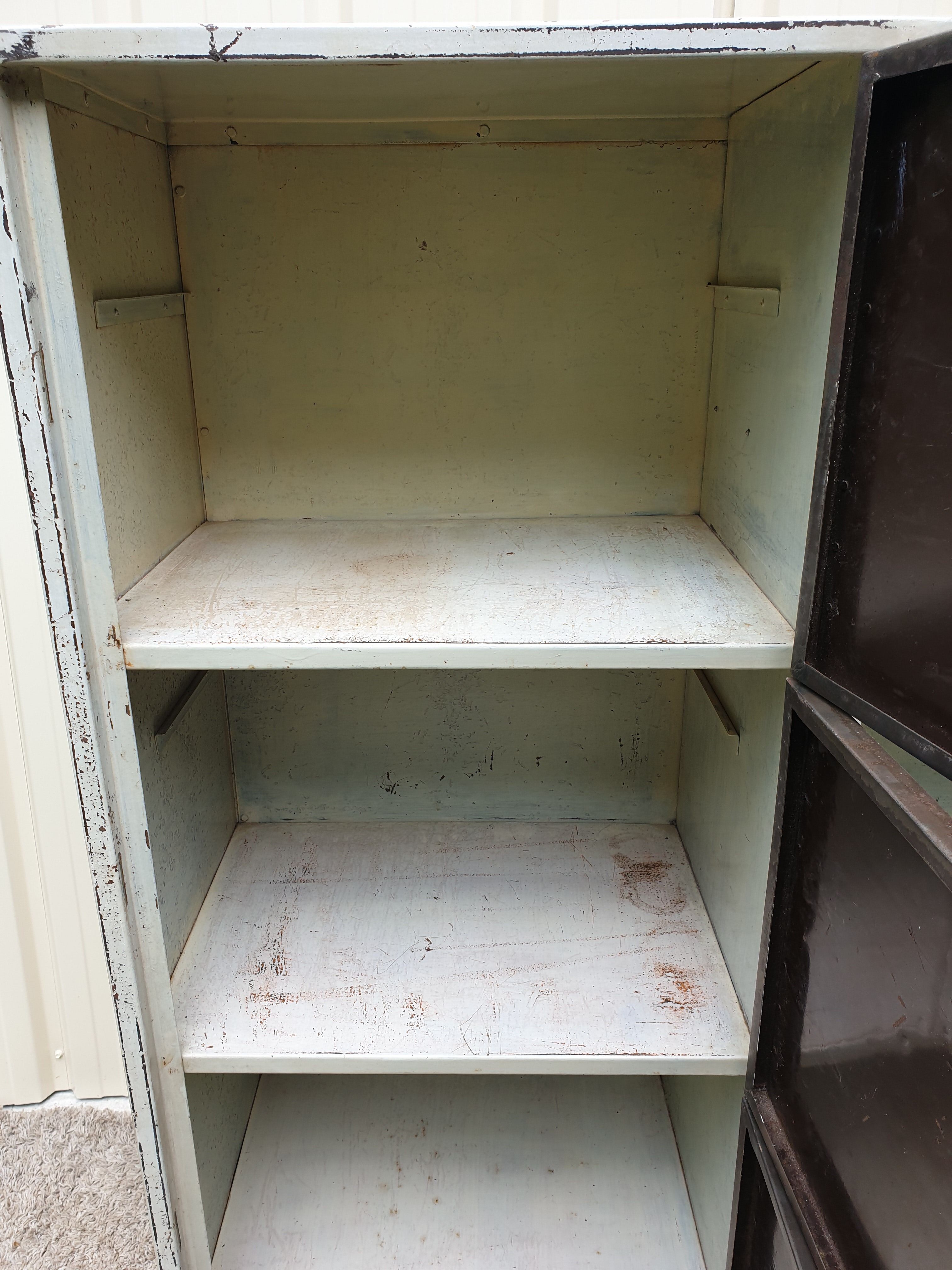 Workshop furniture 8 lockers