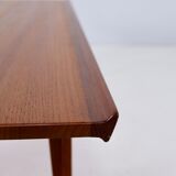 Finn Juhl coffee table France & Sound