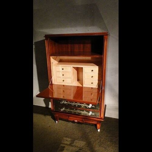 Secretary of the 1950s