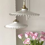Opaline suspension