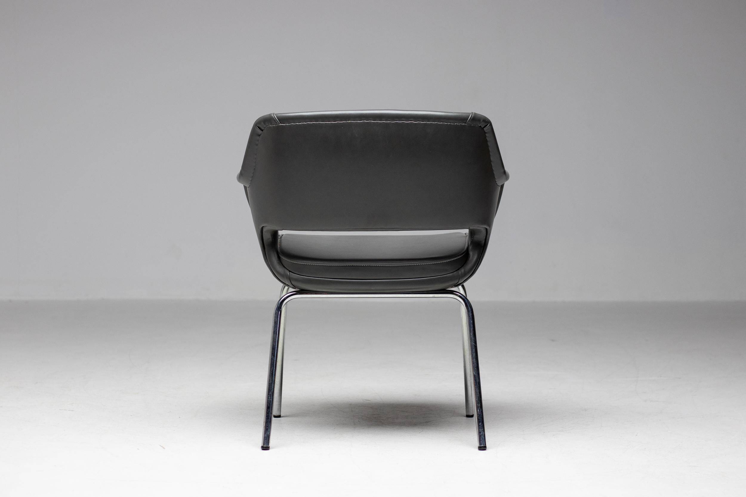Kilta chairs by Olli Mannermaa in elephant grey, modern Scandinavian mid-century.