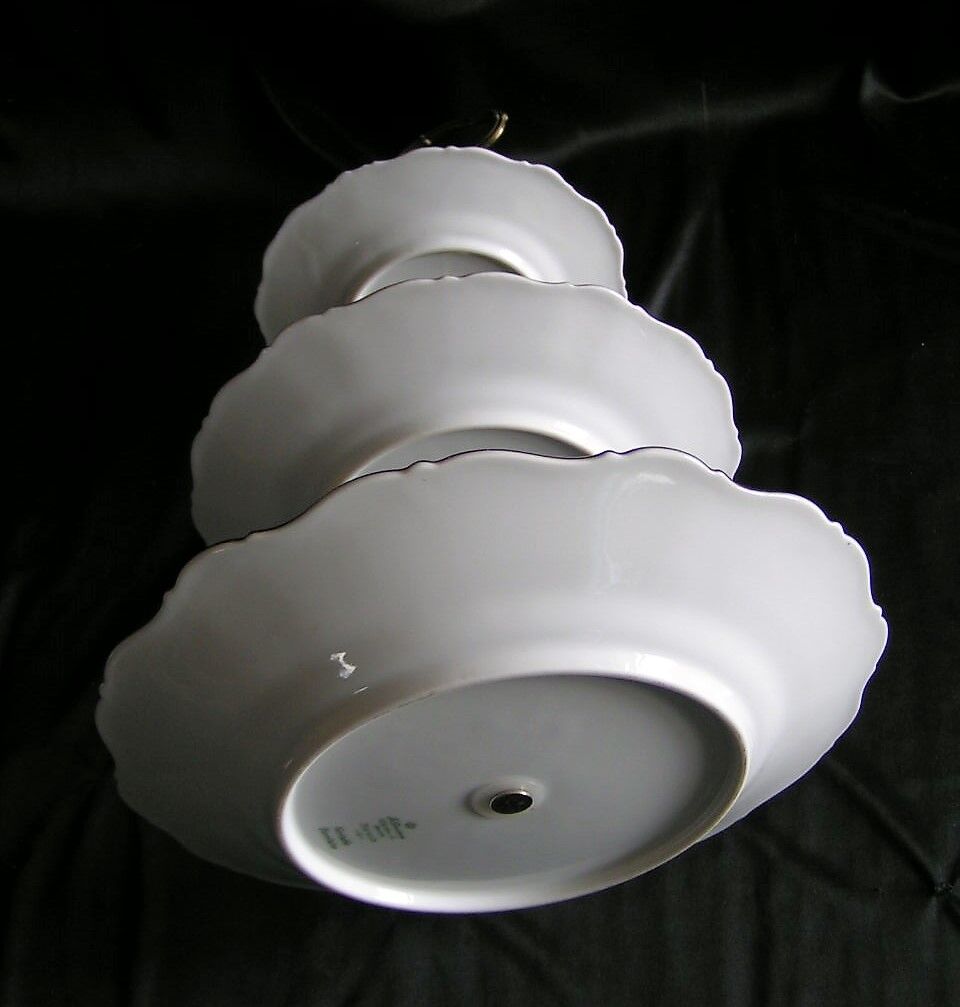 Earthenware servant with 3 trays