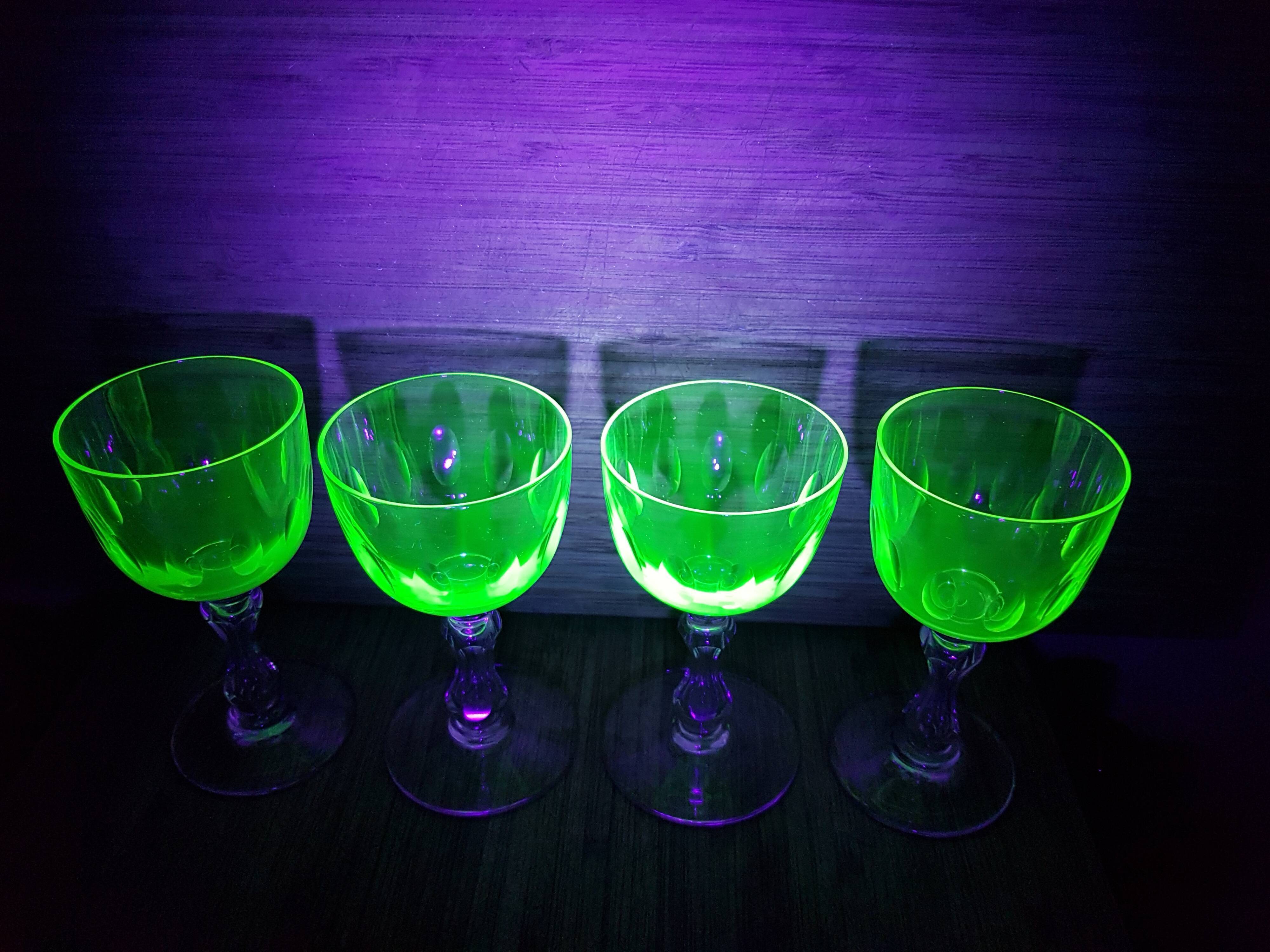 4 Val Saint Lambert glasses in Ouraline